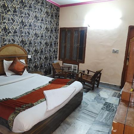 Hotel Divya Varanasi Eksteriør billede